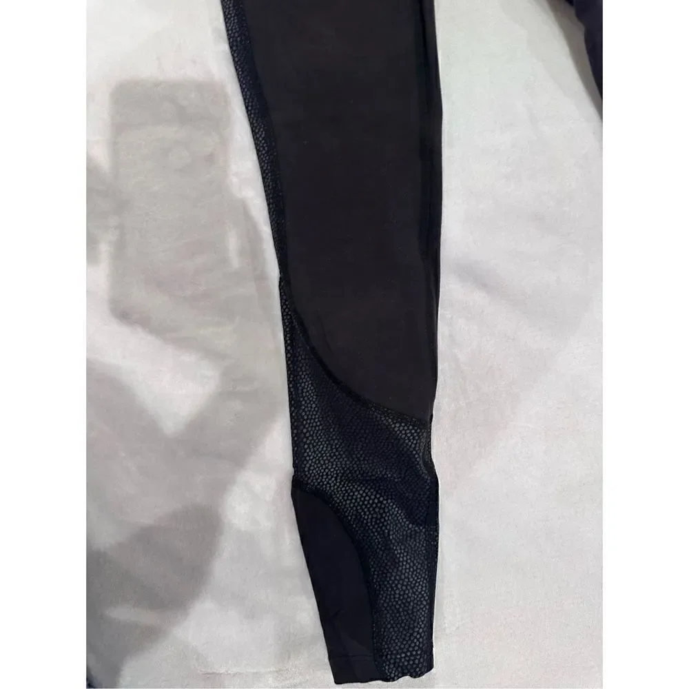 Beyond Yoga black womens leggings size S